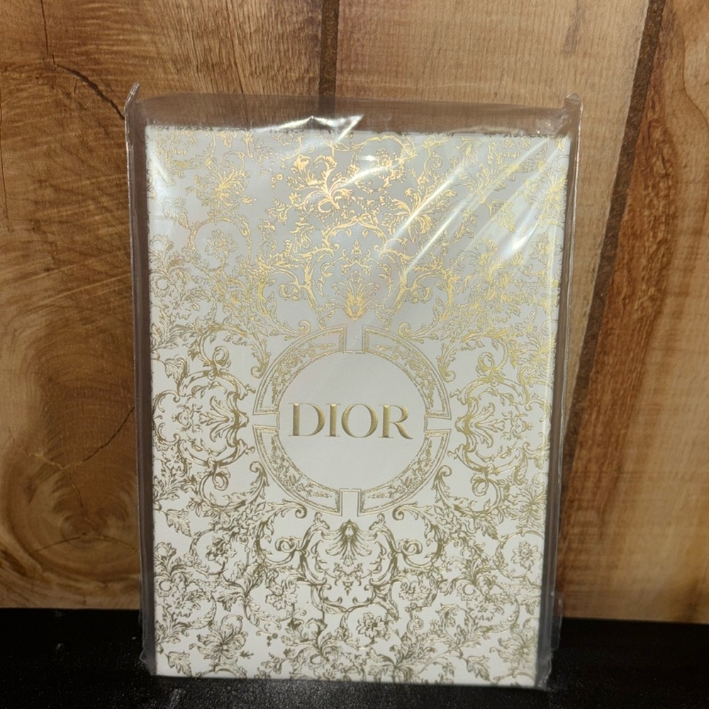 Dior notebook 2023 Special Gold Holiday edition